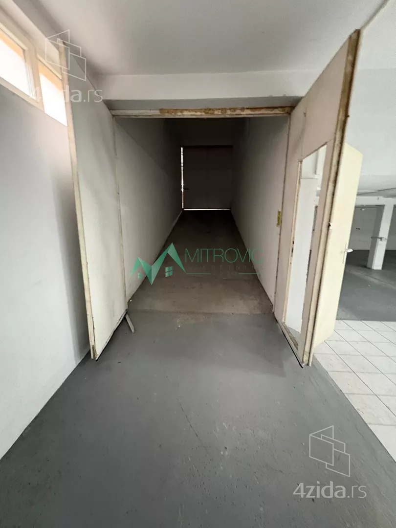 Poslovni prostor | 4zida