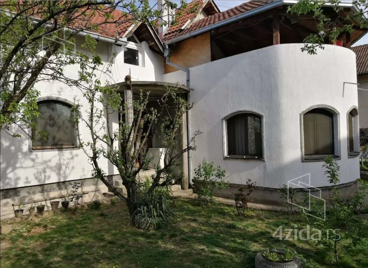2-etažna kuća | 4zida