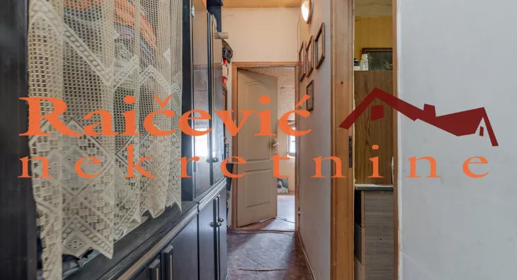 Četvoroiposoban stan | 4zida