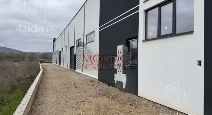 Poslovni prostor | 4zida