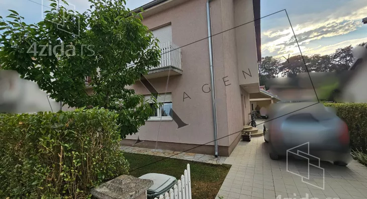 3-etažna kuća | 4zida