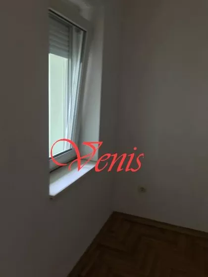 Cara Dušana | 4zida.rs