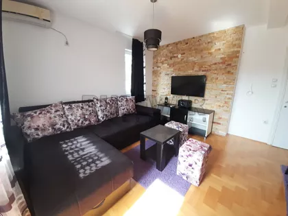 Vojislava Ilića | 4zida.rs