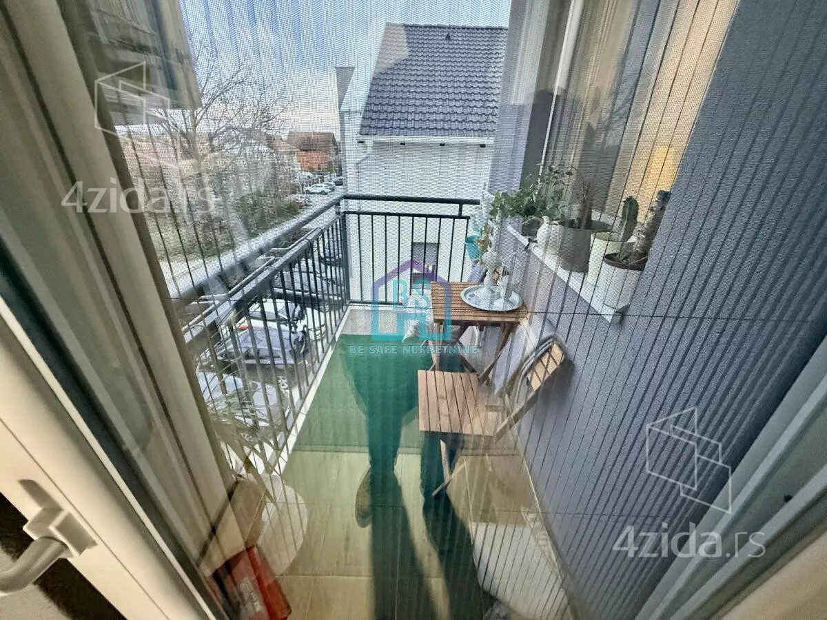 Troiposoban stan | 4zida