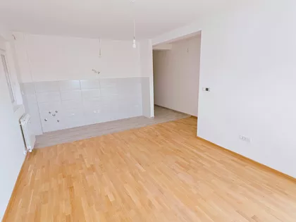 Ugrinovački Put 30 Deo 44 | 4zida.rs