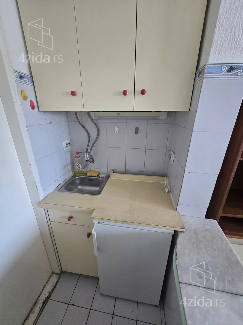Garsonjera | 4zida