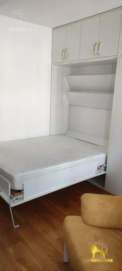 DR SVETISLAVA KASAPINOVIĆA | 4zida.rs