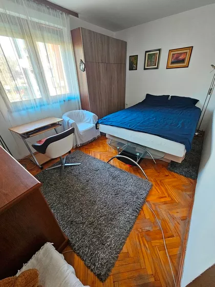 Svetosavska | 4zida.rs