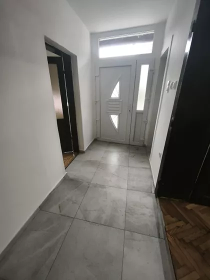 Prvomajska | 4zida.rs
