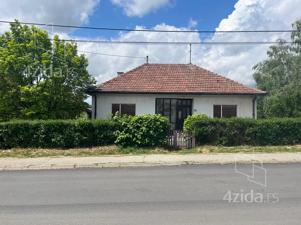 Plac | 4zida