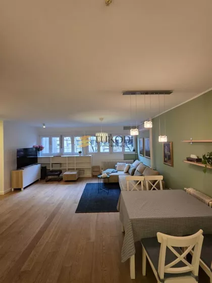 MILENTIJA POPOVIĆA | 4zida.rs