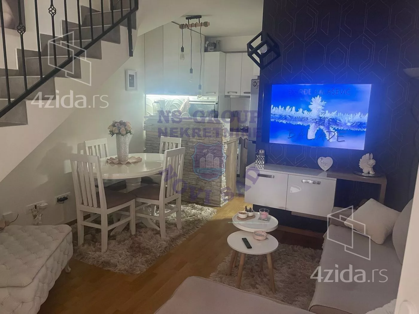 Dvoiposoban stan | 4zida