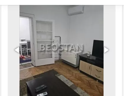 Svetotrojicina | 4zida.rs