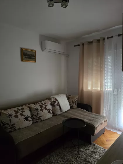 Dr Milutina Ivkovića 12/22 | 4zida.rs