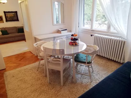 Studentski Trg | 4zida.rs