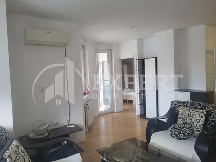 Romanijska | 4zida.rs