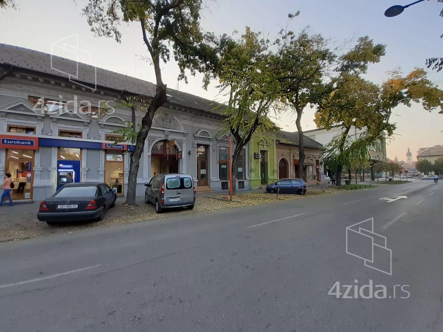 Lokal | 4zida