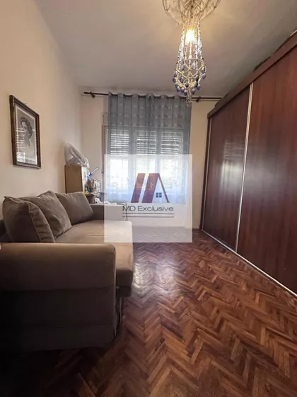 Mutapova | 4zida.rs