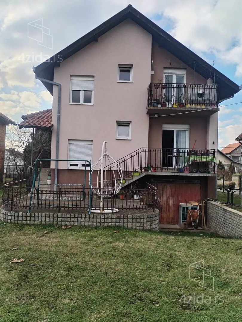 2-etažna kuća | 4zida