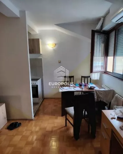 Petra Konjovića | 4zida.rs