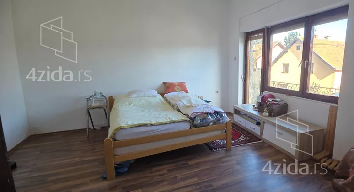 4-etažna kuća | 4zida