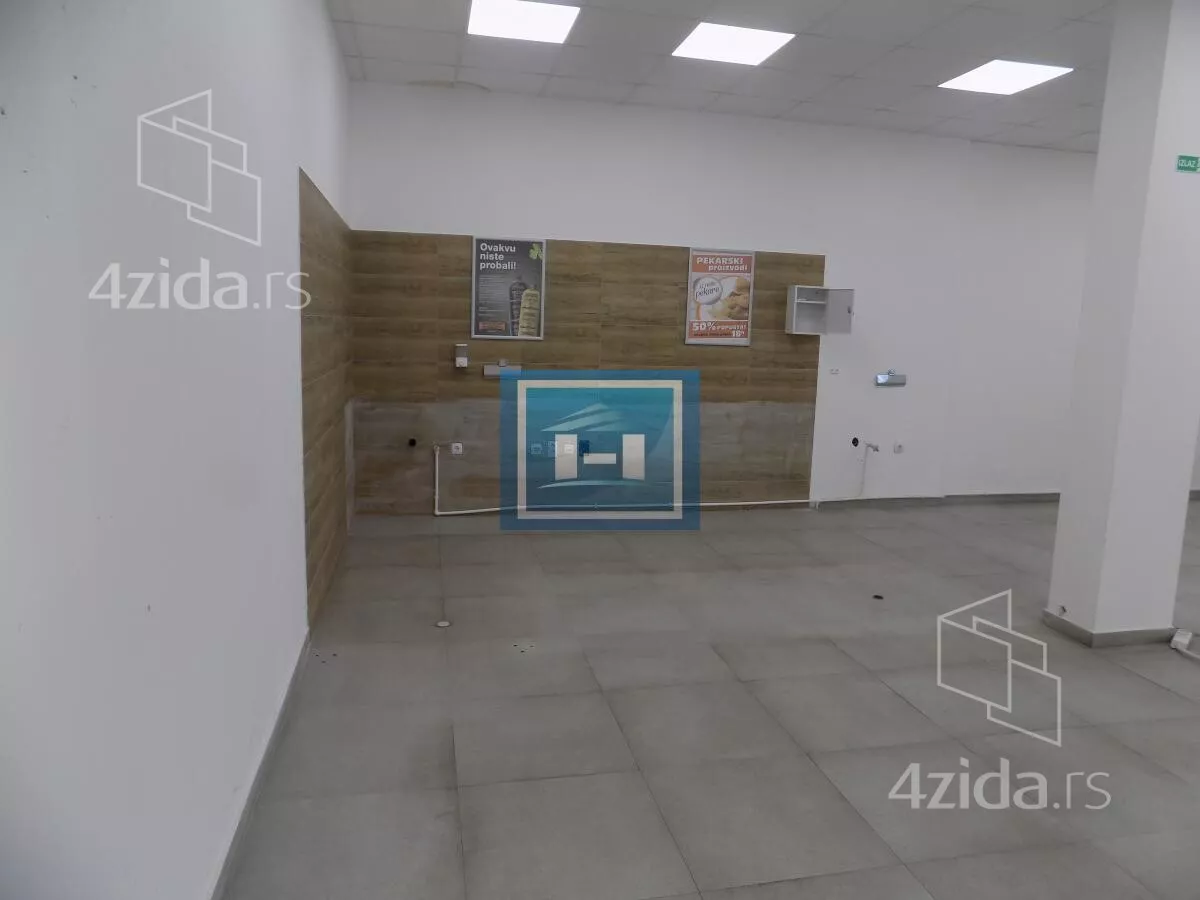 Lokal | 4zida