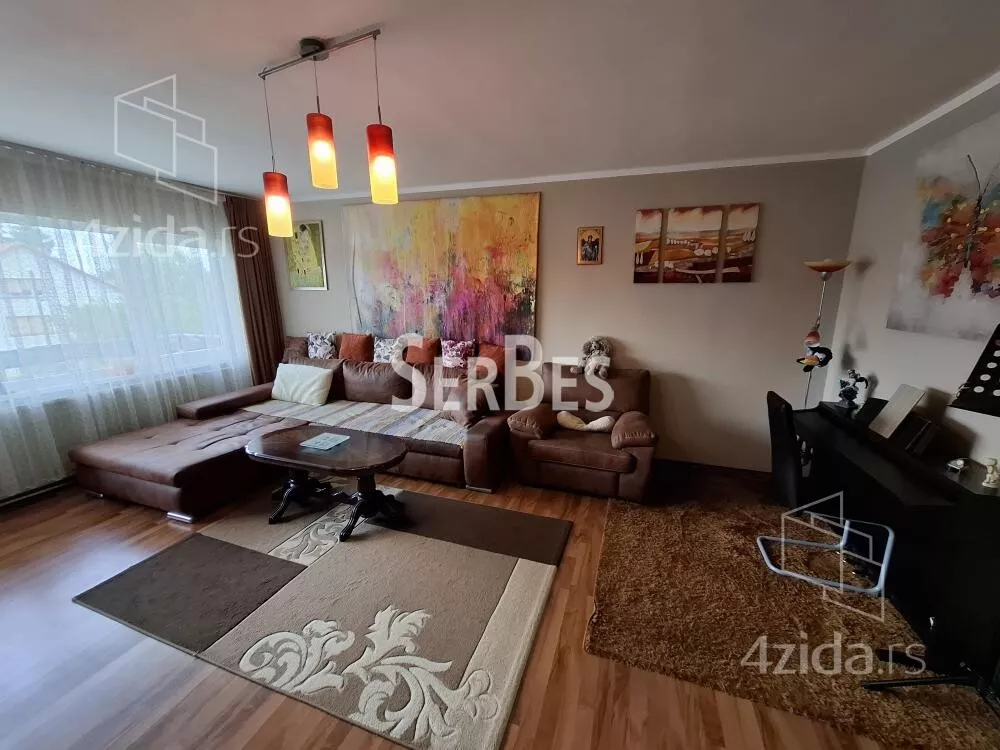 3-etažna kuća | 4zida