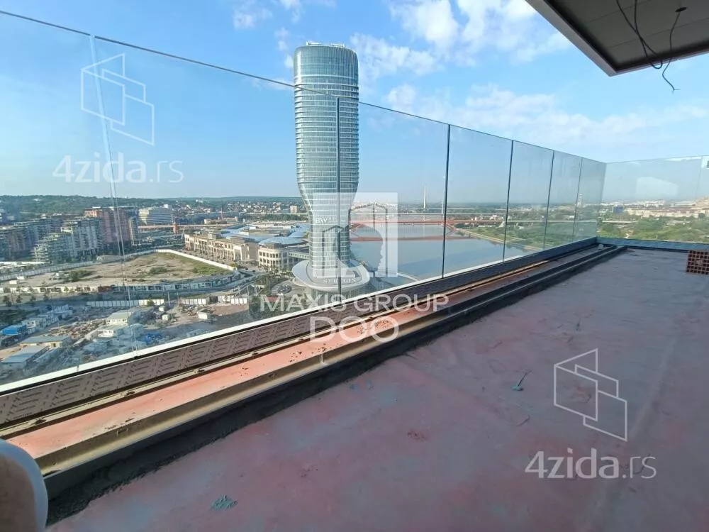 Četvoroiposoban stan | 4zida