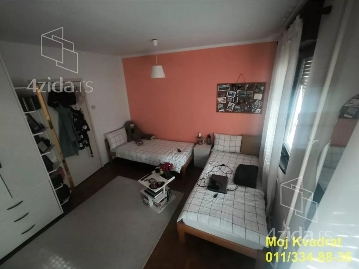 Troiposoban stan | 4zida