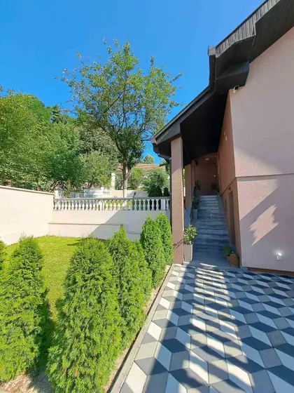 Stevana Dečanskog | 4zida.rs