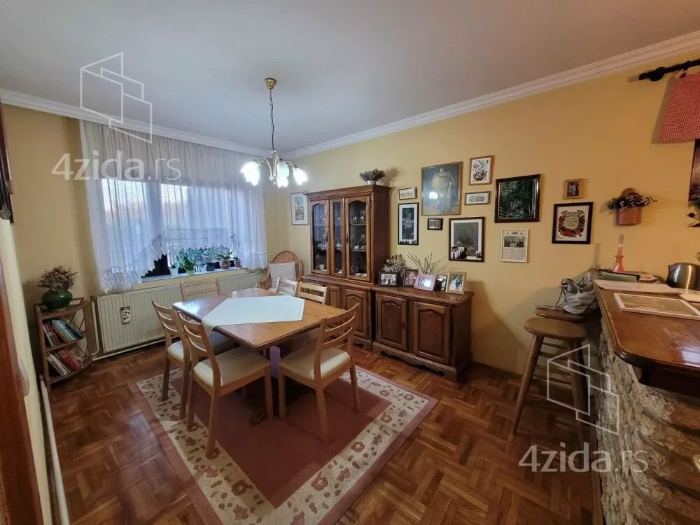 Kuća | 4zida