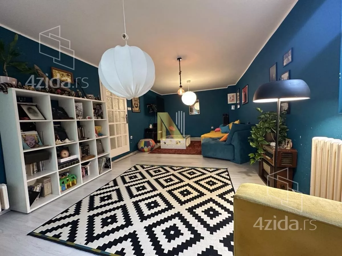 Kuća | 4zida