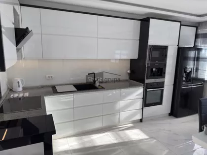 Slavonska | 4zida.rs