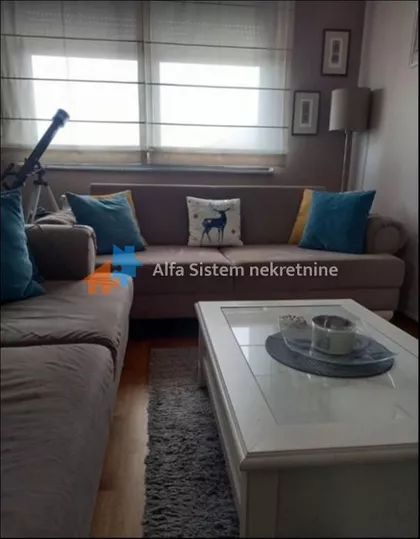 Lekino Brdo | 4zida.rs