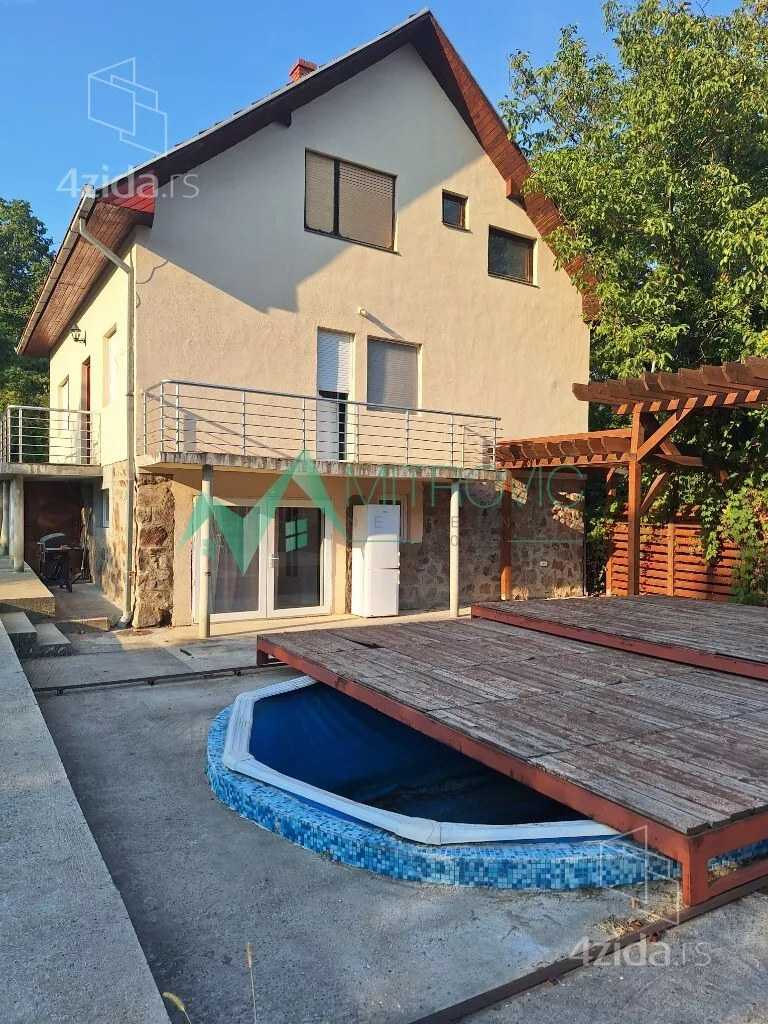 Kuća | 4zida