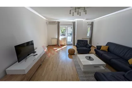 Miklošićeva | 4zida.rs