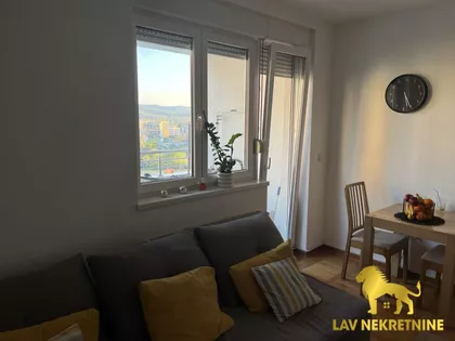 BULEVAR CARA LAZARA | 4zida.rs