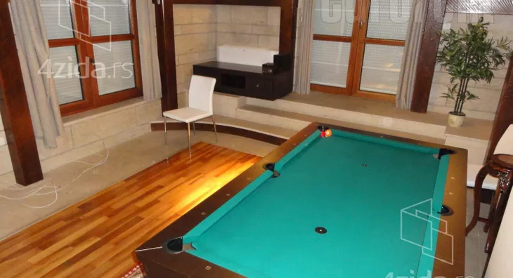 4-etažna kuća | 4zida