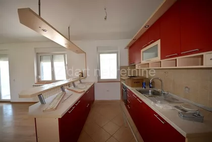 Dejana Dubajića | 4zida.rs