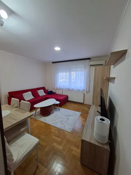 Aranj Janoša | 4zida.rs