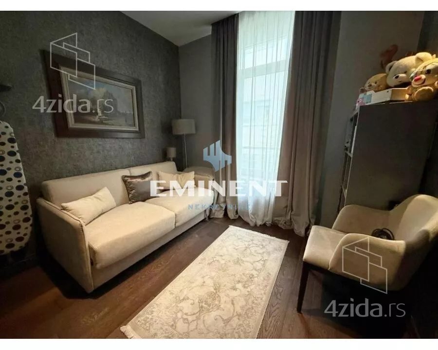 Petosoban stan | 4zida