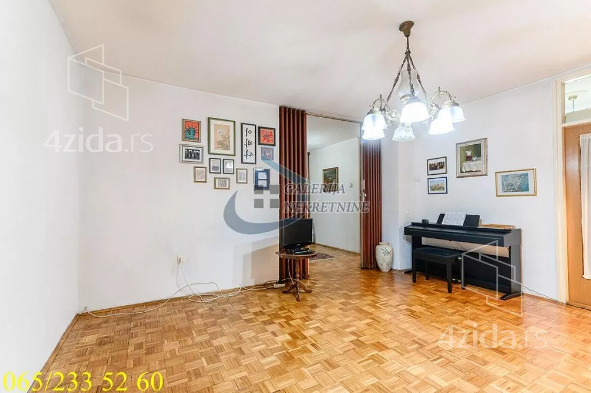 Troiposoban stan | 4zida