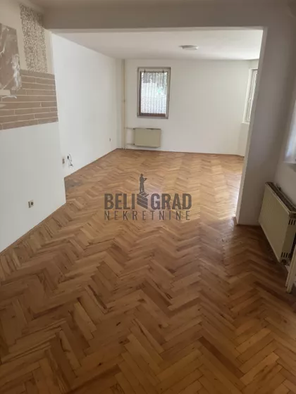Ratka Mitrovića | 4zida.rs
