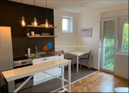 Autokomanda | 4zida.rs