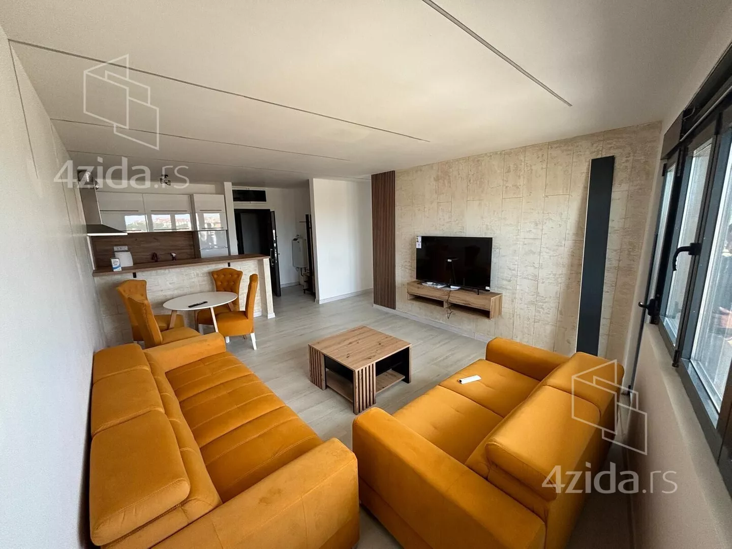 Četvorosoban stan | 4zida