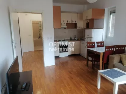 Petrovaradinska | 4zida.rs