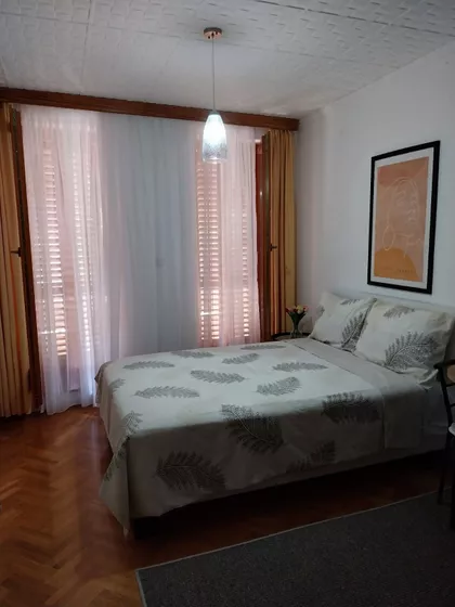 Nemanjina 24 | 4zida.rs