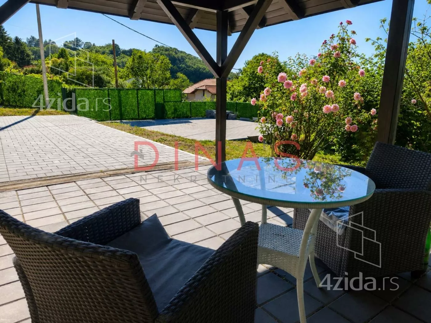 Kuća | 4zida