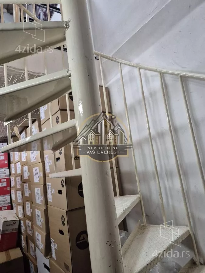 Poslovni prostor | 4zida