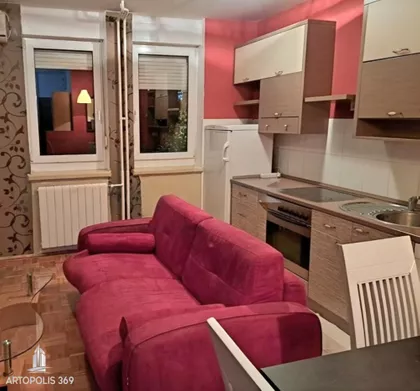 Dušana Vukasovića | 4zida.rs